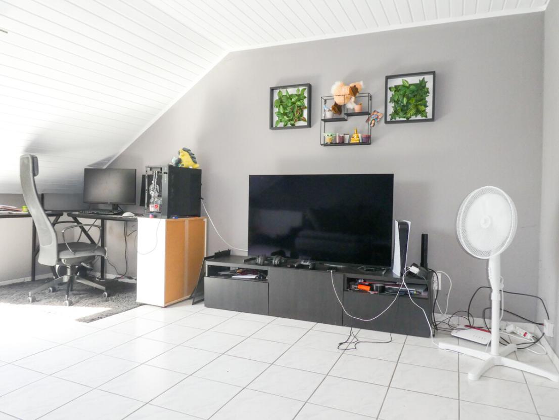 Wohnzimmer DG