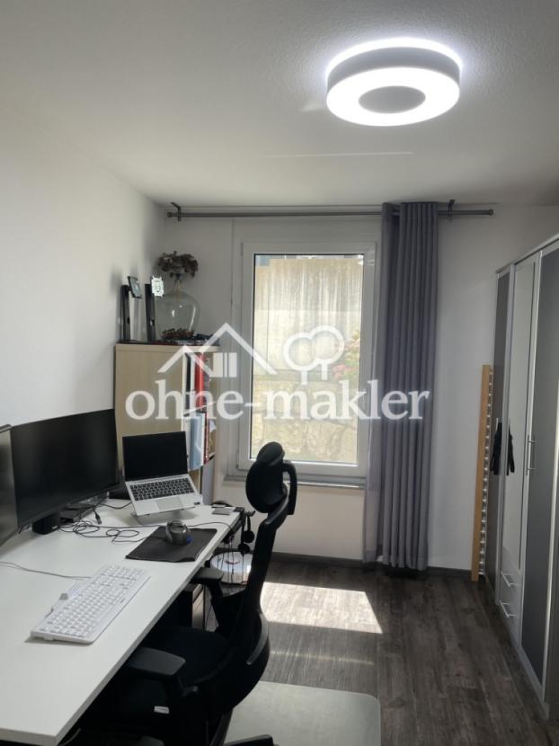 Büro 1