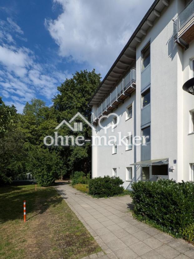 Gepflegte Anlage im Grünen