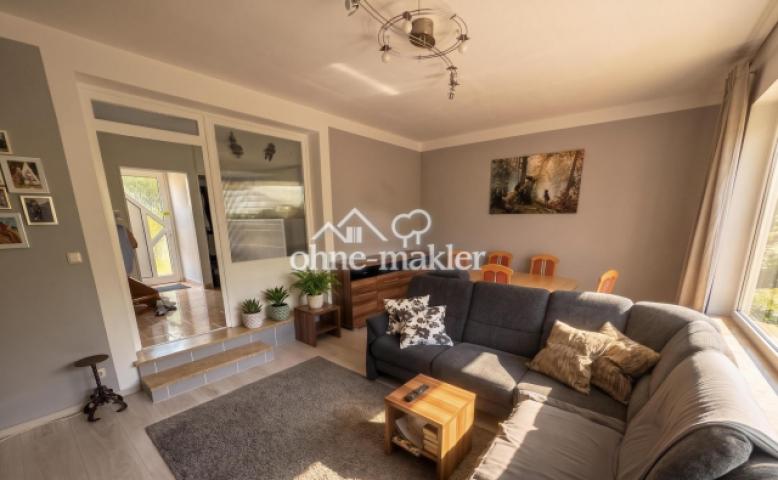 Großzügiges Wohnzimmer
