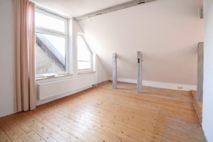 Schlafzimmer DG (2)