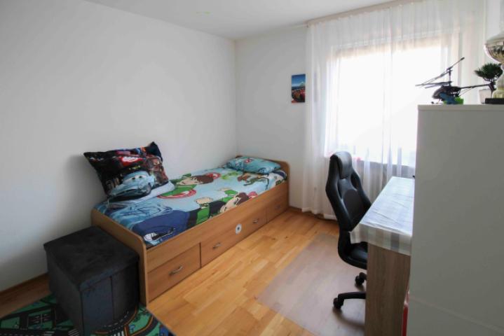 Kinderzimmer EG
