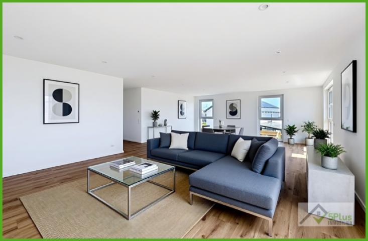 5 Plus Immo offener Wohn- Essbereich KI Home Staging