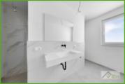5 Plus Immo Badezimmer OG