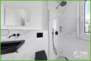 5 Plus Immo Badezimmer DG
