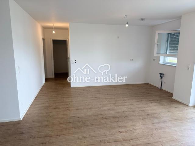 Küche & Zugang w. Zimmer