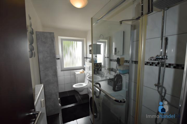 neues Bad mit Dusche