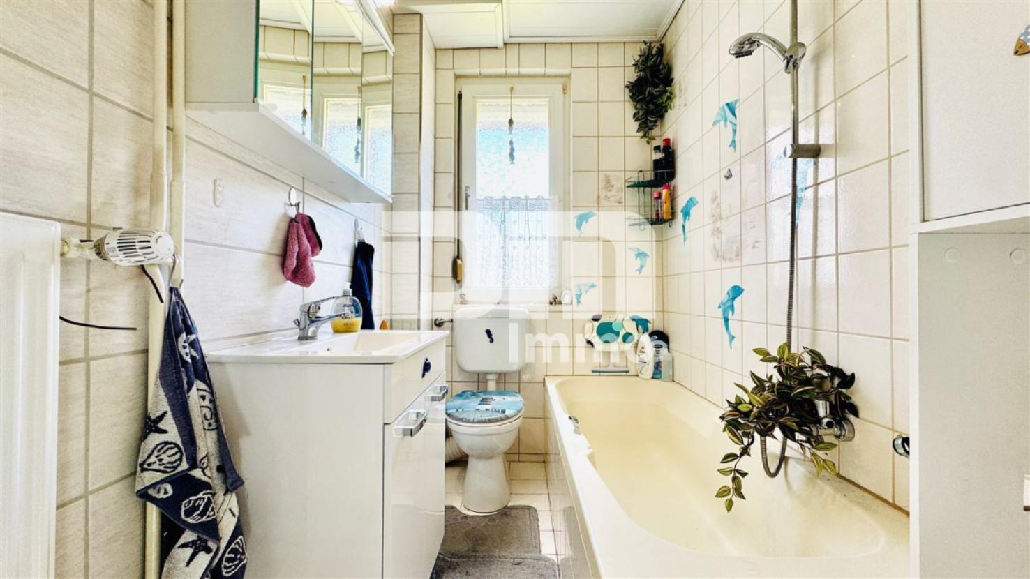 EG Badezimmer / Wanne