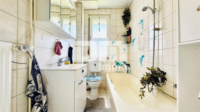 EG Badezimmer / Wanne