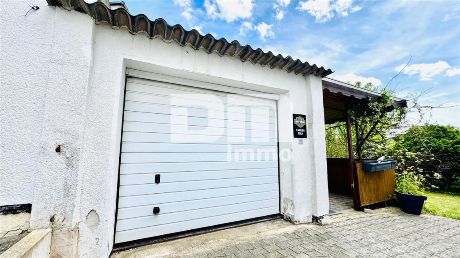 Garage / Terrasse überdacht