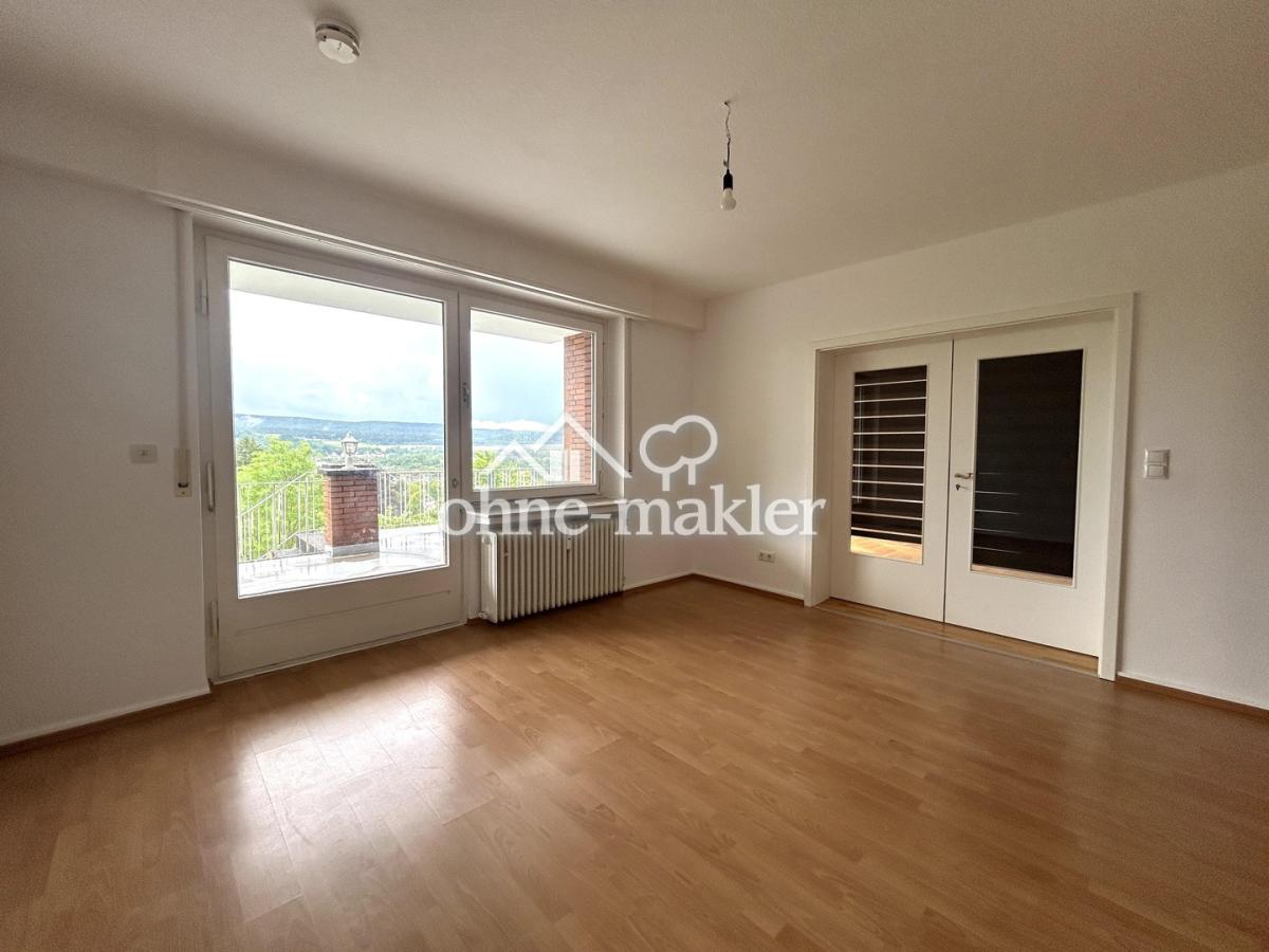 Esszimmer mit Durchgang zum WZ