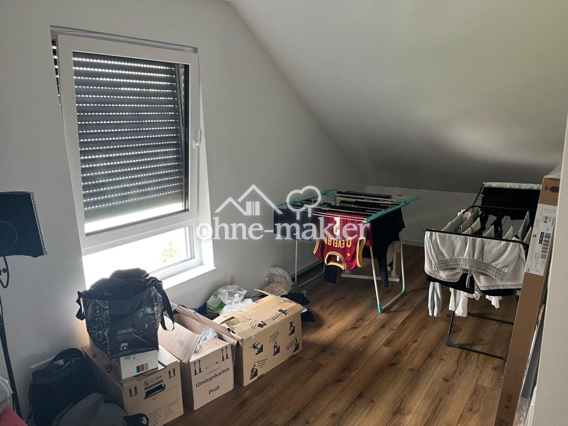 Schlafzimmer / Büro