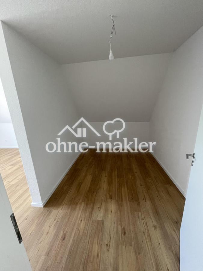 Ankleide Schlafzimmer 1