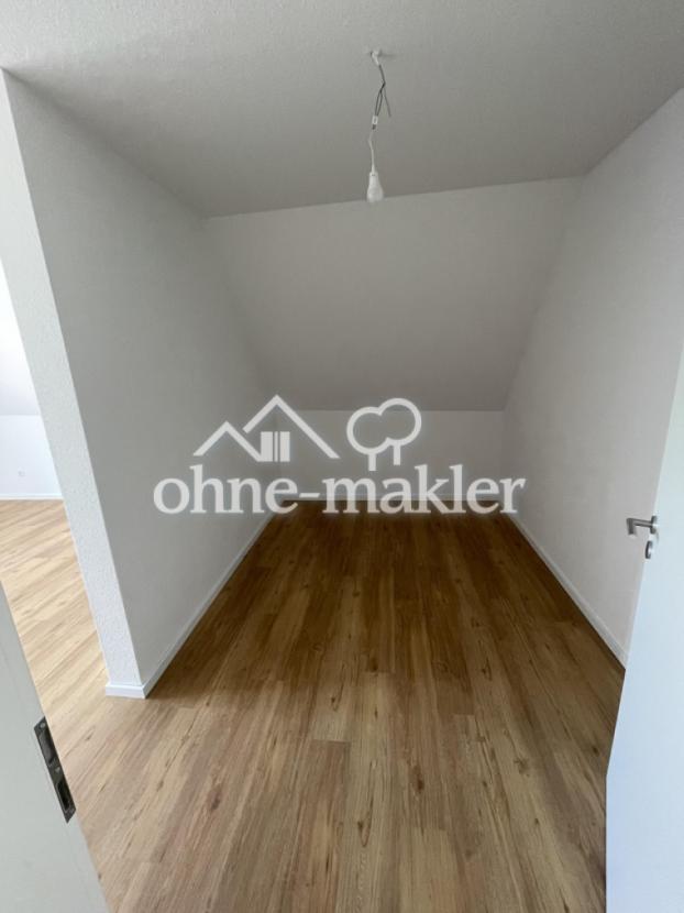 Ankleide Schlafzimmer 1
