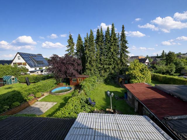 Blick zum rückwärtigen Garten