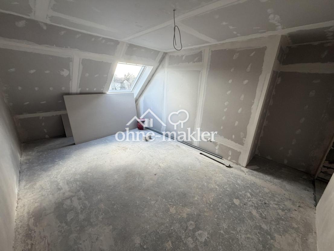 Schlafzimmer DG