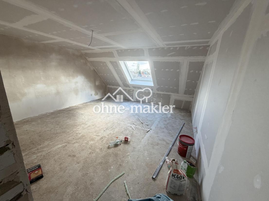 Wohnzimmer DG