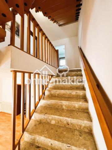 Treppe EG-OG