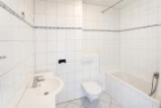 Wannenbad im DG