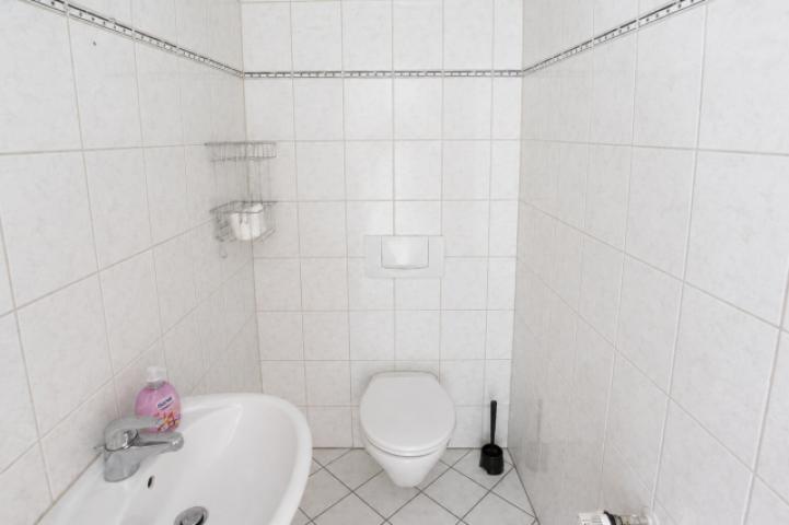 Gäste-WC im Souterrain