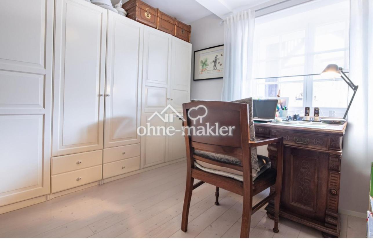 Büro erster Stock
