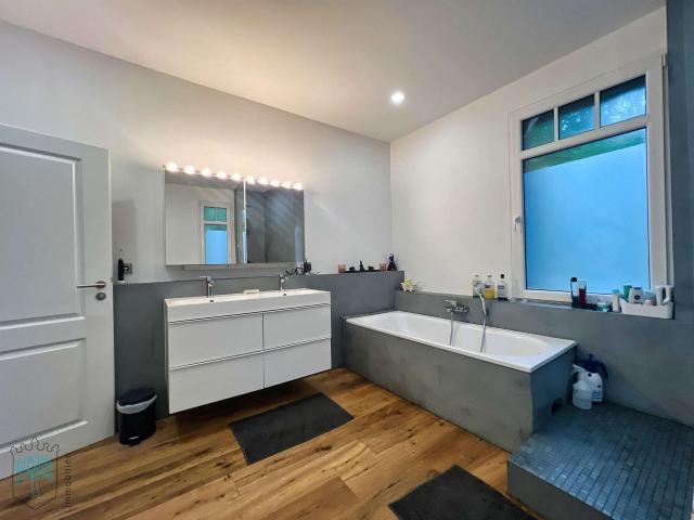 Badezimmer 1 