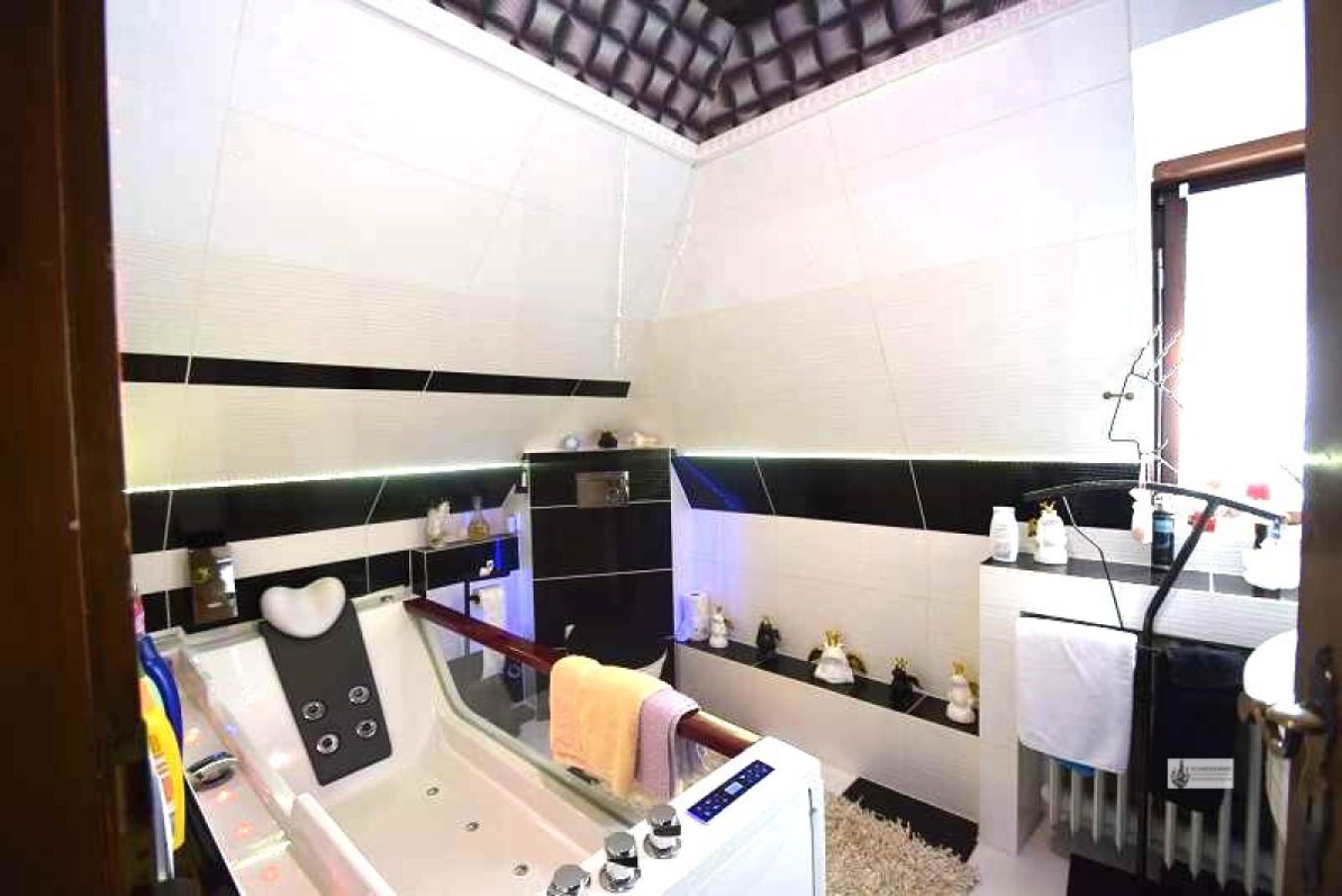Wellnessbad mit Whirlpool