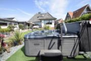 Whirlpool im Garten