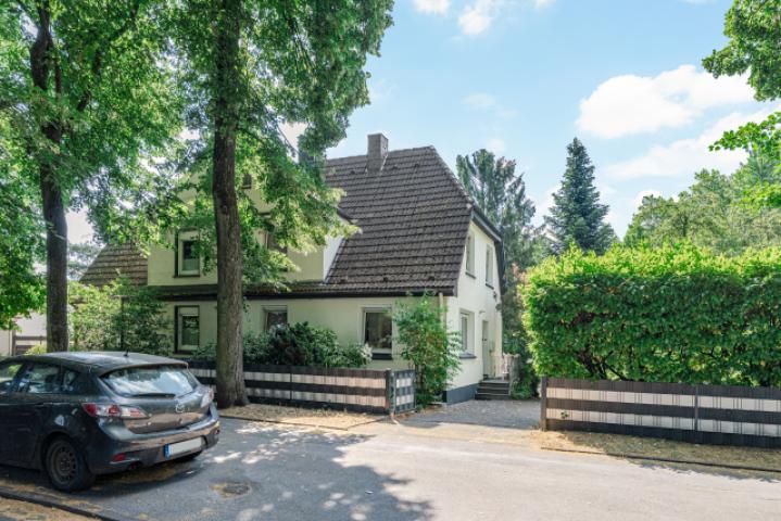 Straßenansicht