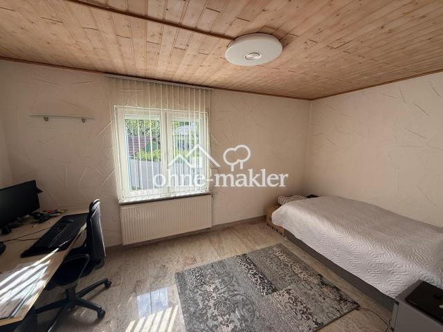 Büro/Kinderzimmer