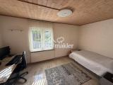 Büro/Kinderzimmer