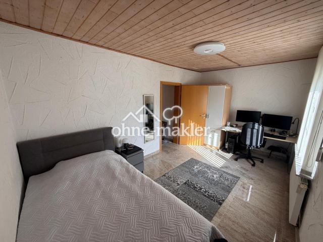 Büro/Kinderzimmer