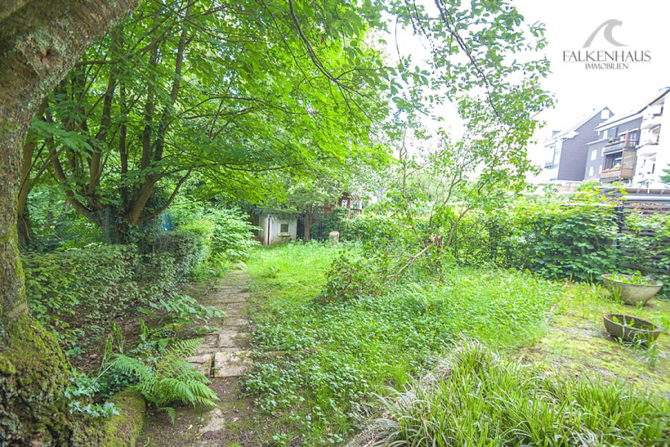 Garten - Blick von oben nach unten