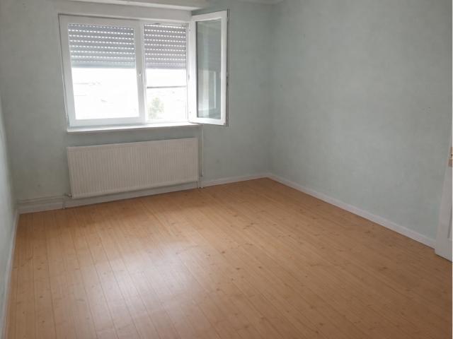 Schlafzimmer 1OG (KI Staging)