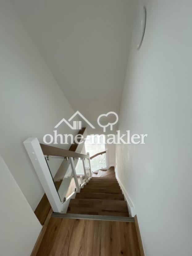 Treppe zur unteren Etage