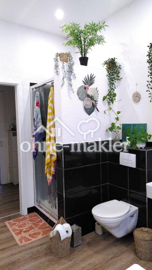 Bad: Dusche, WC