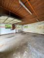 Garage.