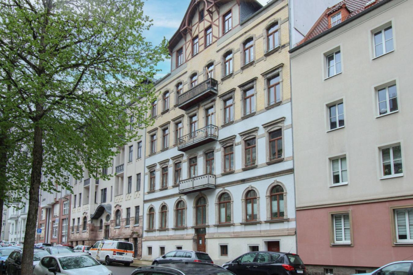 Straßenansicht