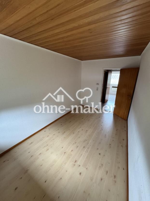Ankleidezimmer/ Kind 2