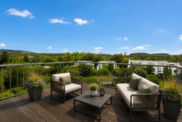 Weitblick von der Dachterrasse (Einrichtungsbeispiel)