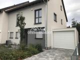 Aussenansicht mit Garage