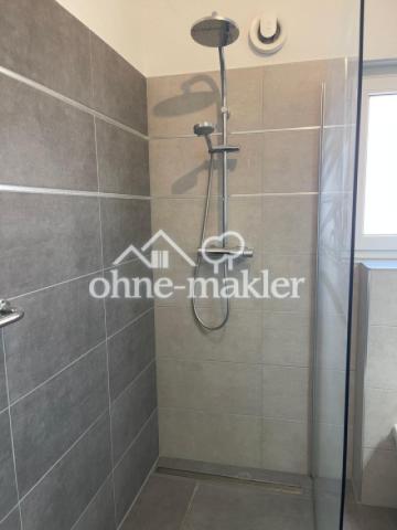 Begehbare Dusche im Kinderbad