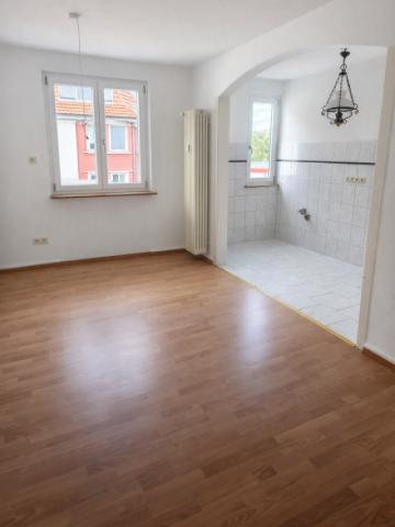 Esszimmer und Küche