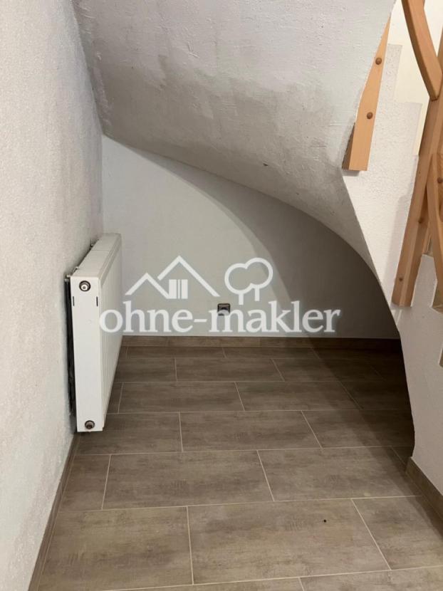 Stauraum unter der Treppe