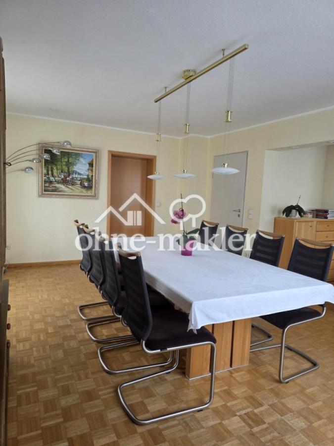 Wohn- und Esszimmer Bild 3