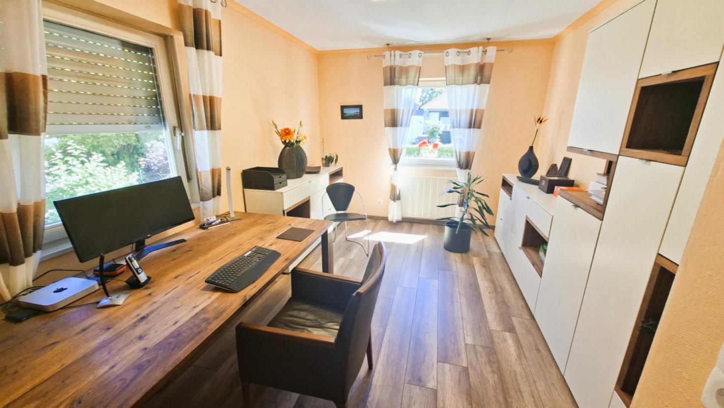 Büro
