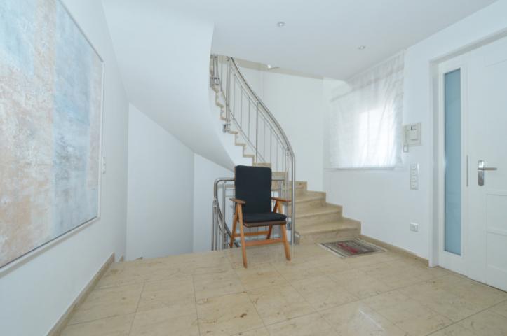 Treppenhaus_Zwischenflur