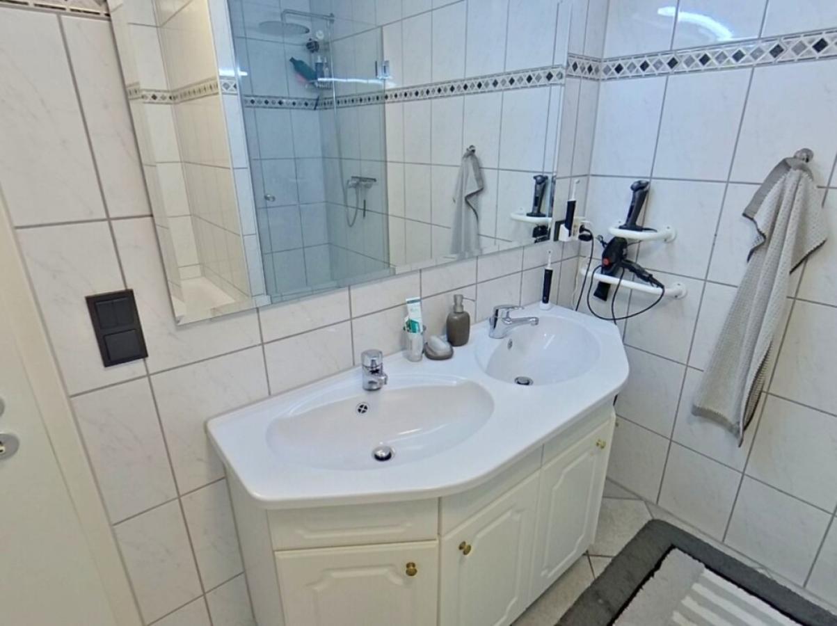 Badezimmer 2