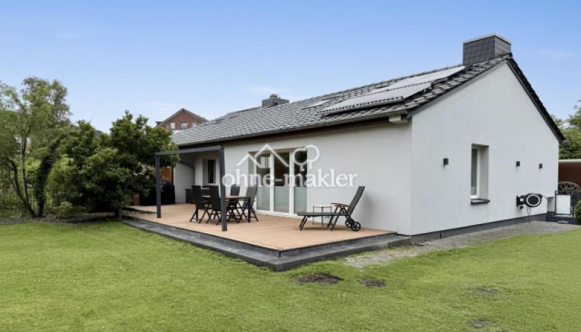 Gartenansicht mit Terrasse