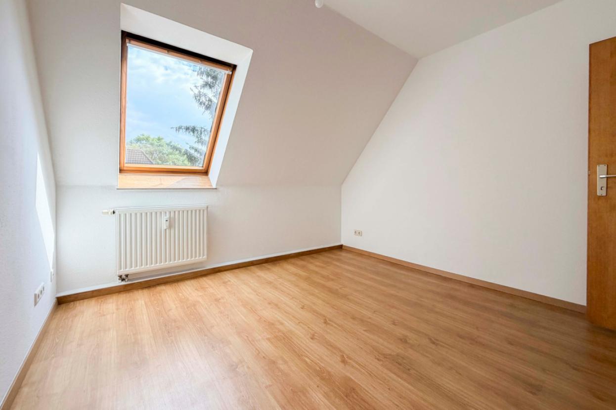 Schlafzimmer Ansicht 02